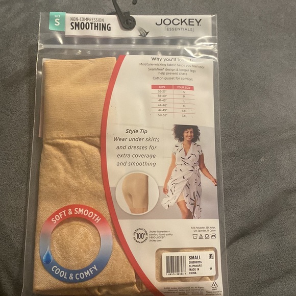 💜Jockey° Essentials Seamfree® No Chafe Slipshort - Picture 4 of 6